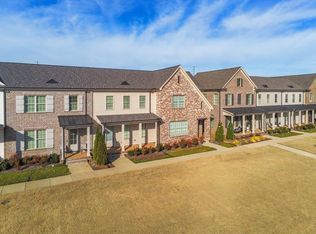 897 Ufton Aly, Collierville, TN 38017