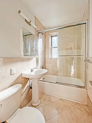 Rented by Oxford Property Group | media 5