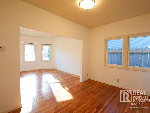 5th image of 74 Pearl St #1