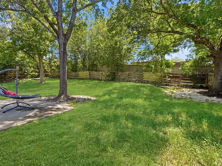 3206 Albin Dr — Photo 29