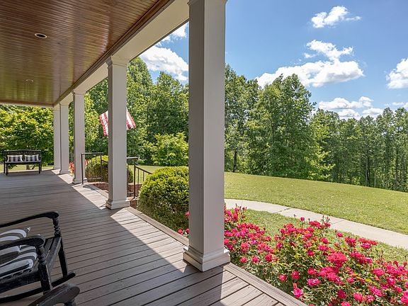 4th image of 8706 Poplar Creek Rd