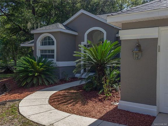 4th image of 9898 SW 189th Cir