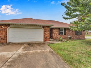 712 S Pinewood Lane, Nixa, MO 65714
