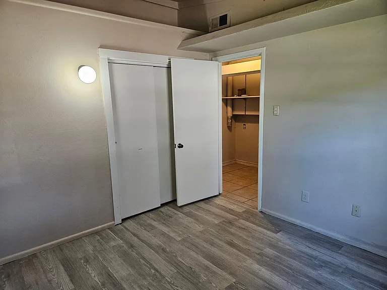 2813 NW Morningside Dr — Photo 10