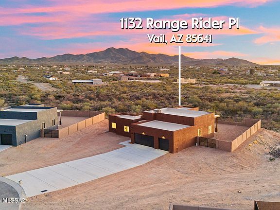 2nd image of 1132 N Range Rider Pl