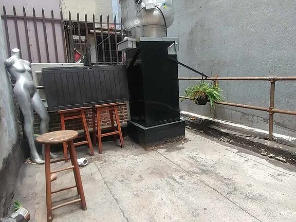 5th image of 27 Essex St #1
