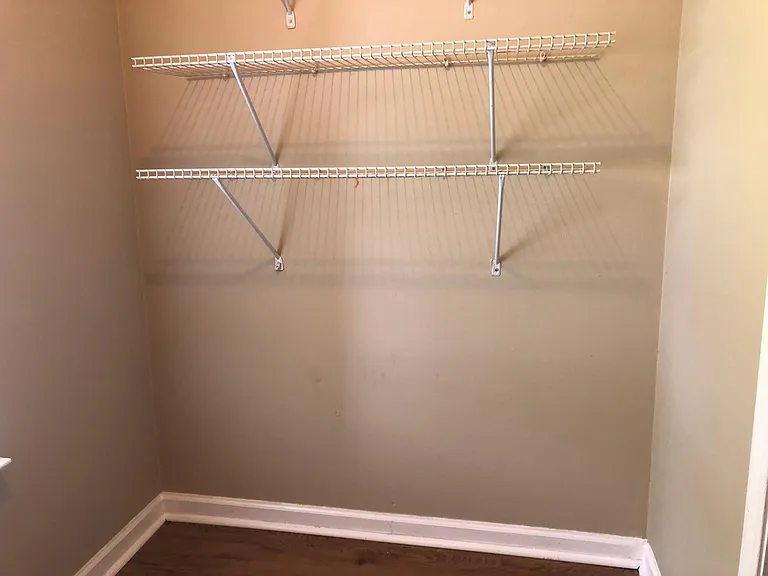1241 N Graycroft Ave — Photo 20