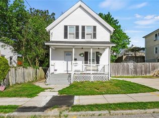24 7th St, East Providence, RI 02914