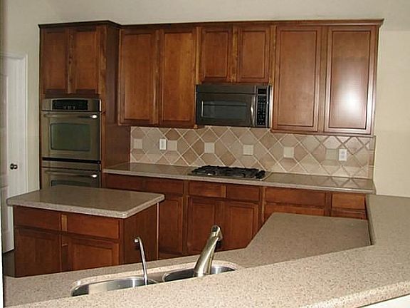 5th image of 3010 Reagenea Dr