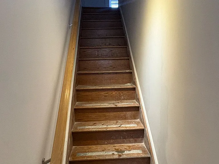15403 Yonge St #A — Photo 3