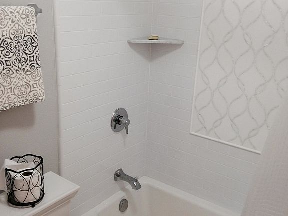 4th image of 2605 Yerba Vista Ct