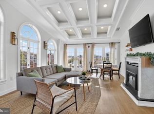 1134 Pine St #6, Philadelphia, PA 19107