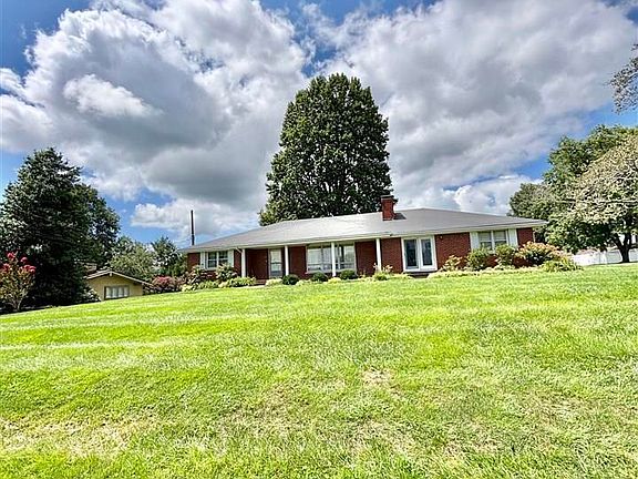 2nd image of 1507 Parkview Dr