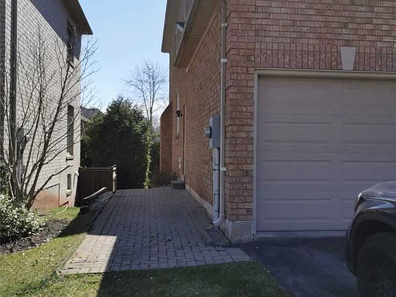3rd image of 1637 Bayshire Dr