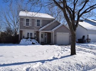87 Newbury Ln, Mundelein, IL 60060