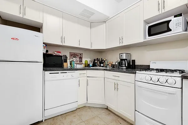 Rented by LG Fairmont Group | media 10