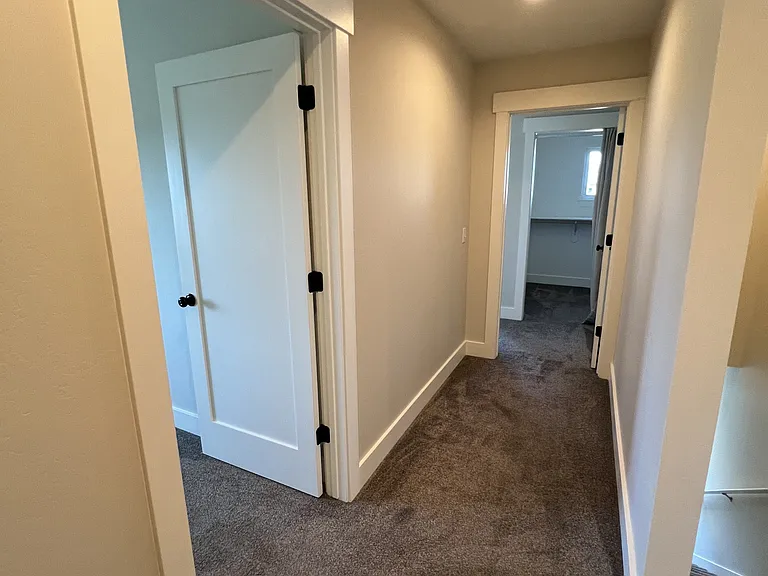 1185 Abigail Ln #A — Photo 32