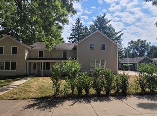 194 Main St, Sugar Grove, IL 60554