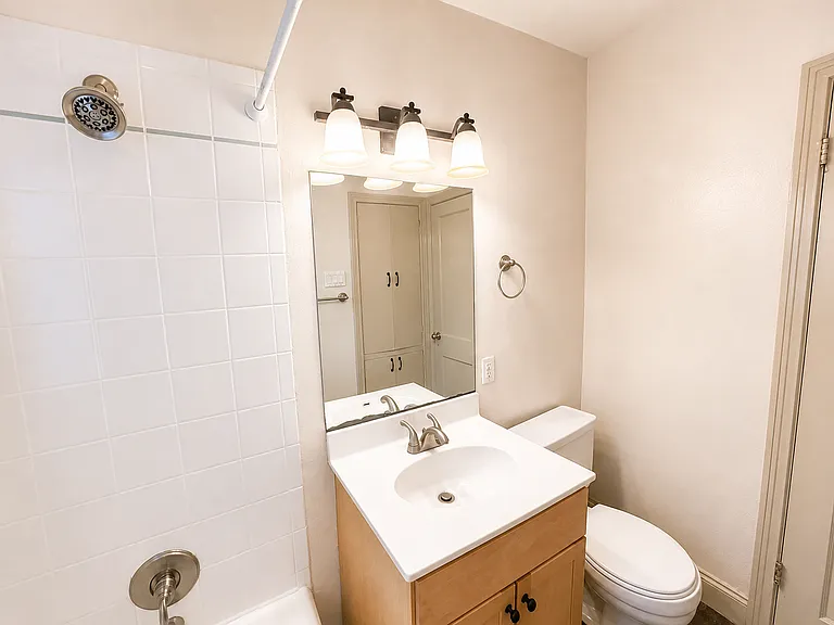 4406 Bennett Ave #A — Photo 22