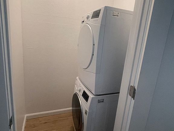 4th image of 10829 Palms Blvd APT 8