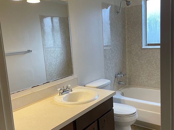 3rd image of 5615 Highway Pl APT 225