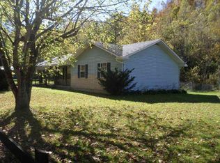 888 Adams Branch Rd, Frenchburg, KY 40322