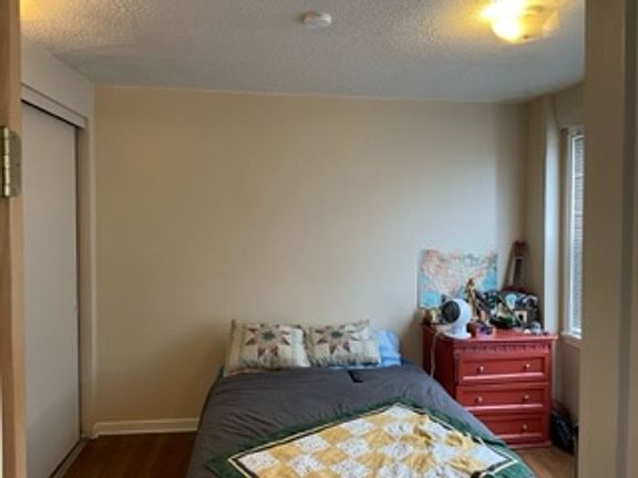 4th image of 1418 Commercial St APT 208
