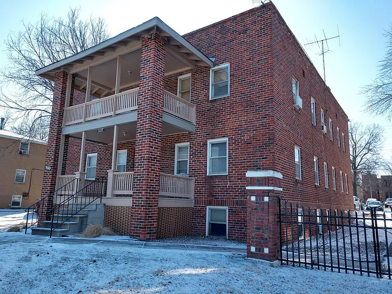 5127 Cleveland Ave #303 — Photo 2