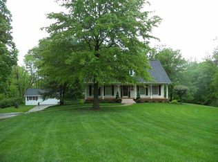 1856 Perry Ln, Burlington, KY 41005