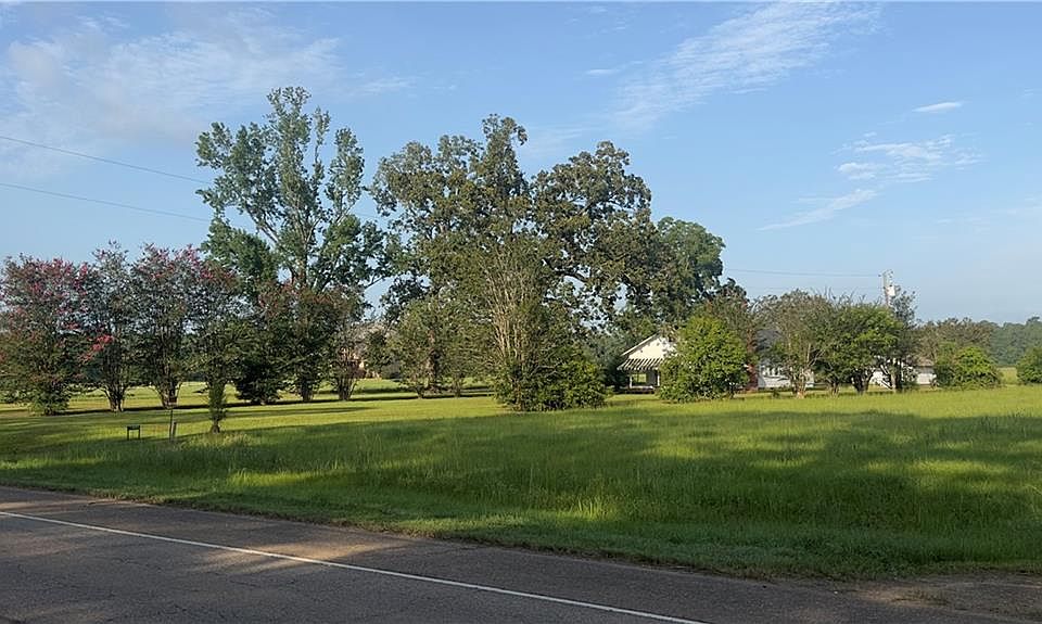2nd image of 64559 Highway 51