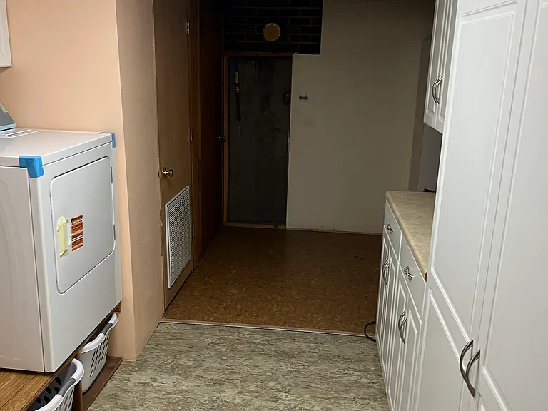 1125 Main St — Photo 7