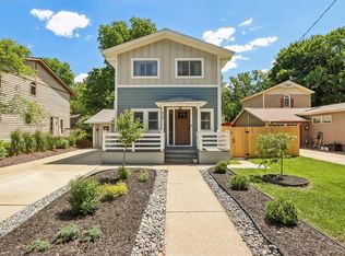 924 Nagawicka STREET, Delafield, WI 53018