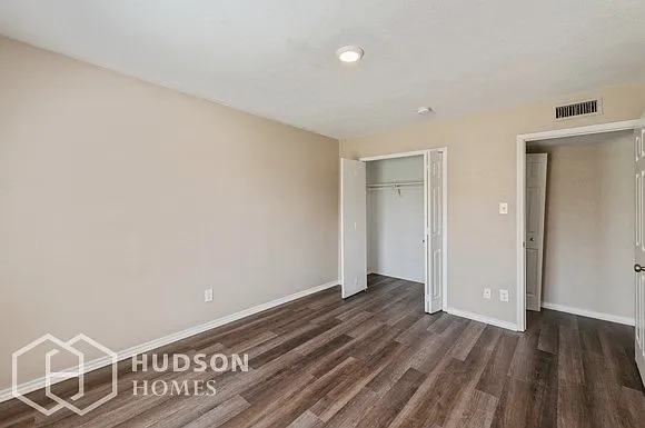 8609 Kensington Dr — Photo 26