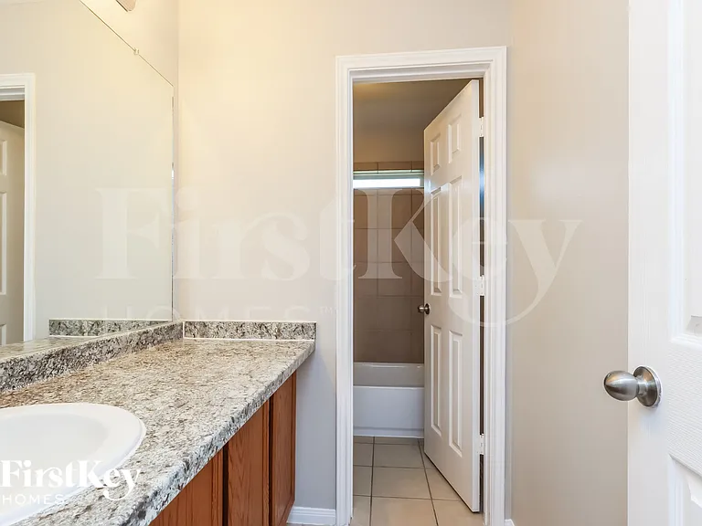 2423 Gianna Way — Photo 14