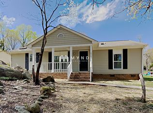 8143 Chrisbry Ln, Charlotte, NC 28215