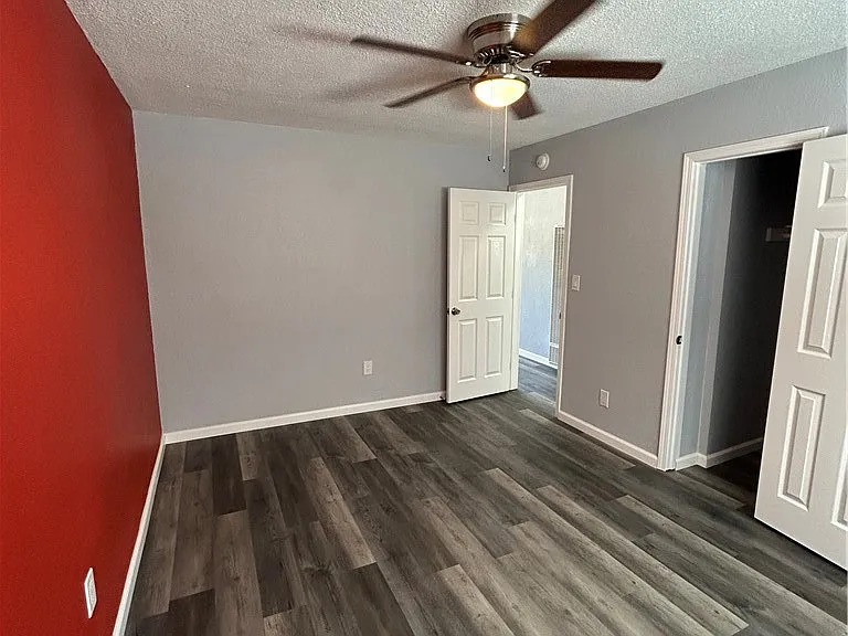8523 Cedar St — Photo 34
