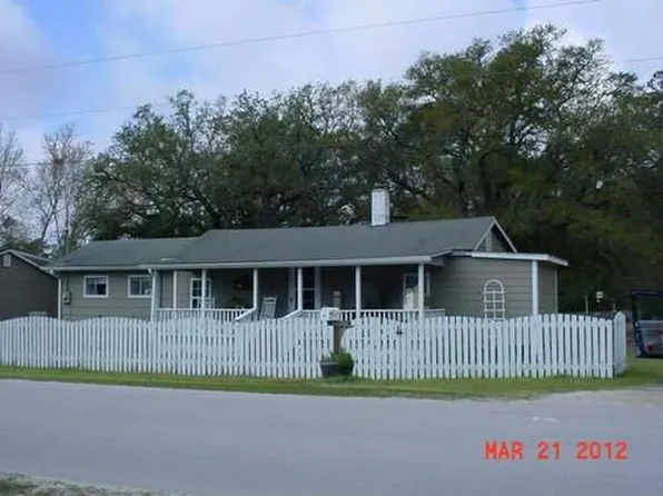 227 McCausley Rd, Hubert, NC 28539