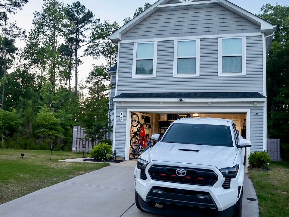 1st image of 304 Harvest Hill Ln