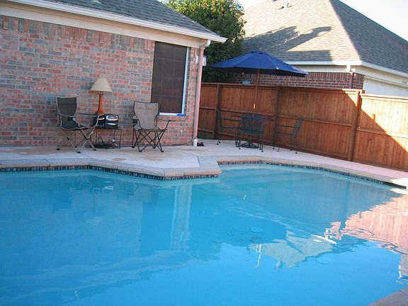 Back yard pool2