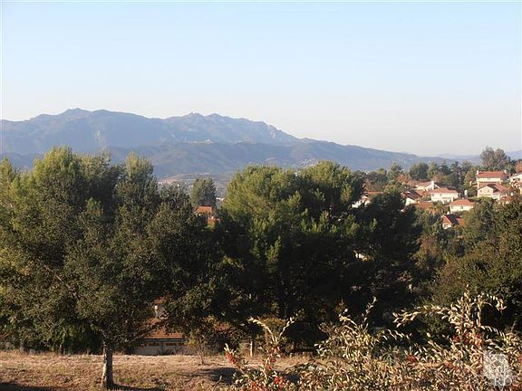 3rd image of 2194 Calle Riscoso