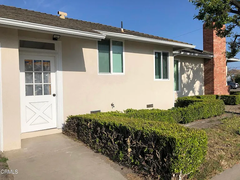 1447 Palm Dr — Photo 34
