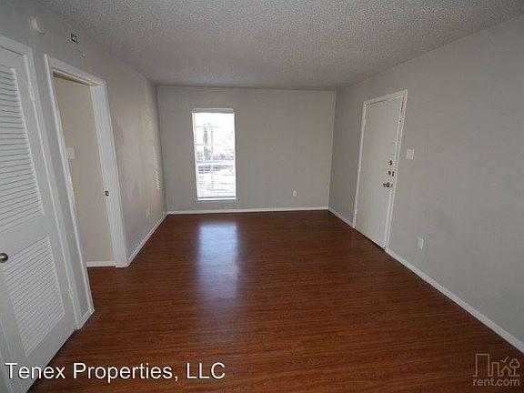 4th image of 300 W 1st Ave APT 118