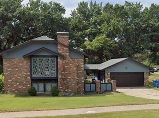 12751 Broadridge Ln, Florissant, MO 63033