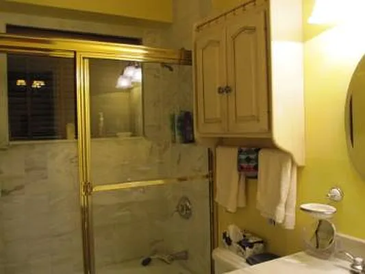 Rented by Corcoran | media 6