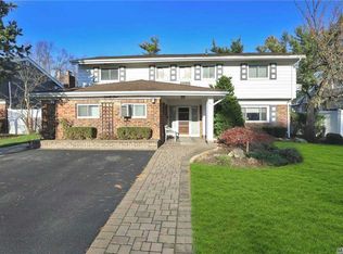 41 Joyce Rd, Plainview, NY 11803