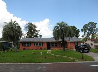 2414 Eiffel Dr, Orlando, FL 32808