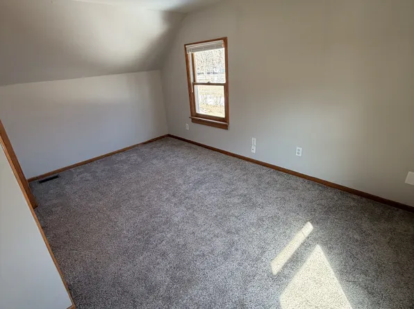 6909 Lakeview Dr, Lino Lakes, MN 55014