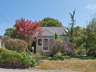 30 Farm Hill Road, Cape Elizabeth, ME, 04107