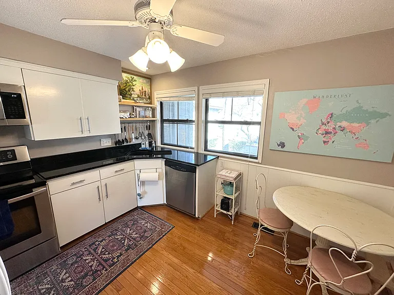 10220 Foster St — Photo 6