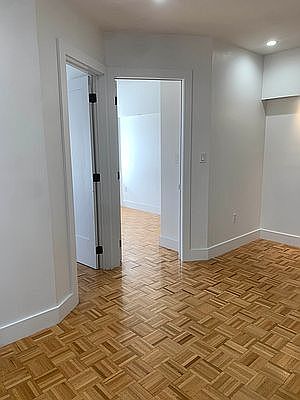 3rd image of 164 Mott St #4A